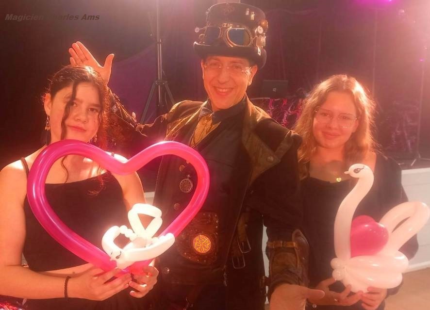 Cadeaux artistiques offerts sculpture en ballons de Charles Ams le Magicien Dj pour Mariage et Entreprise à 27200 Vernon dans l'Eure 27 Cadeaux artistiques offerts sculpture en ballons de Charles Ams le Magicien Dj pour Mariage et Entreprise à 27200 Vernon dans l'Eure 27